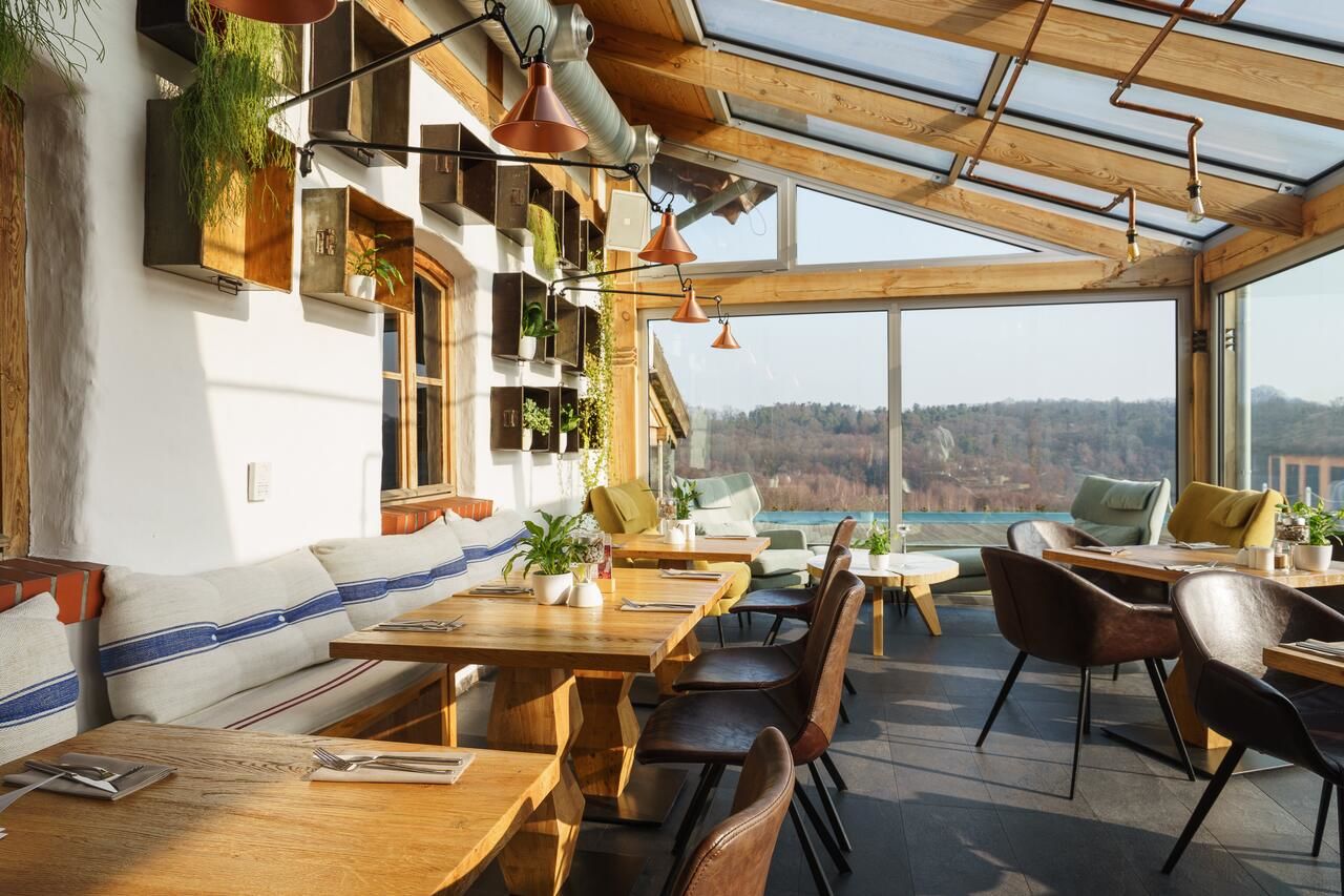 Курортные отели Głęboczek Vine Resort& Spa Вельки Глембожек-14